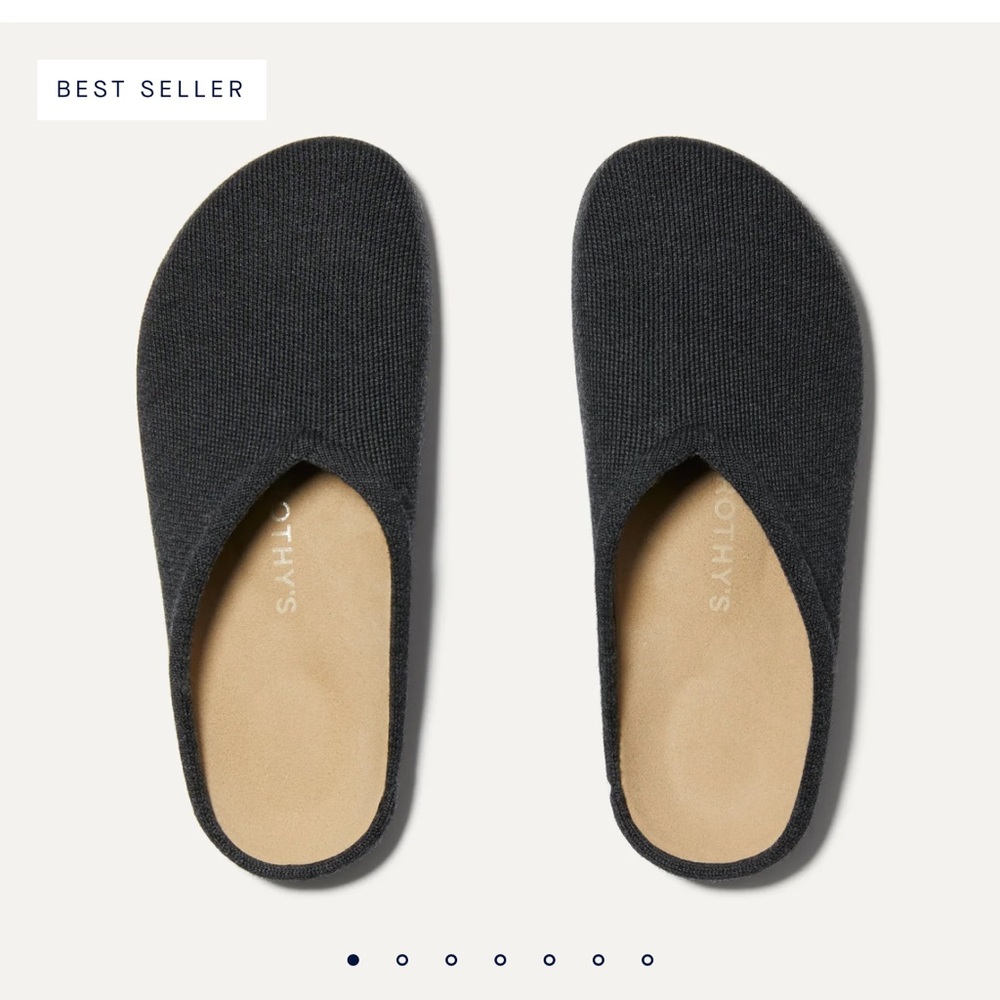 Rothys soft black clogs - perfect condition!